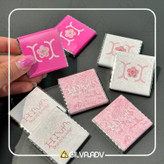 شکلات تبلیغاتی تیراژ پایین با لوگوی اختصاصی بر روی بسته بندی و قطعه شکلات